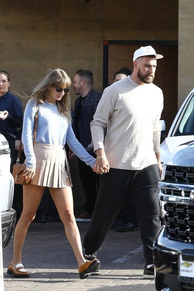 Taylor Swift and Travis Kelce