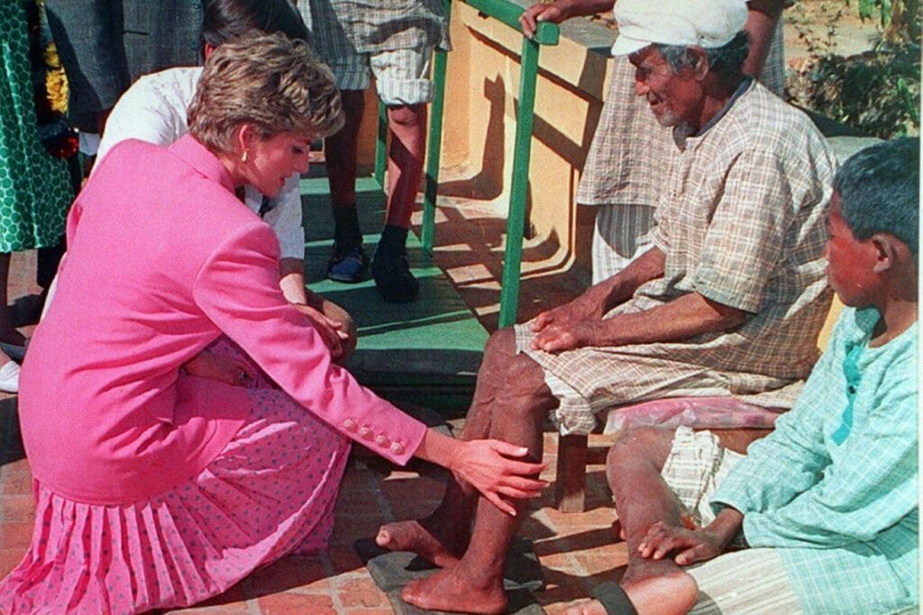 1624774780 diana princess of wales visiting a leprosy hospital in kathmandu778230930