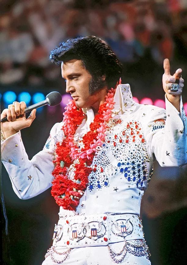 elvis presley 33625a11bcf94280857085eb738f4d051176656533