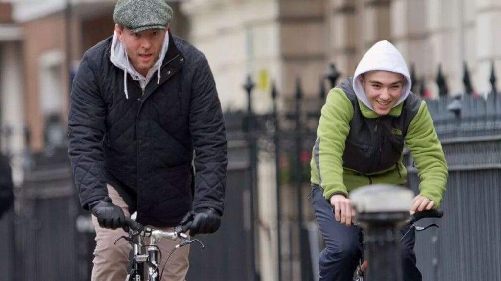 10 Surprising Insights into Rocco Ritchie's Remarkable Transformation: From Celebrity Kid to Acclaimed Artist 4 guy ritchie jacqui ainsley and rocco ritchie take a family bike ride in london1430293008