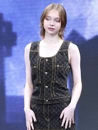 images 457800831567759154062